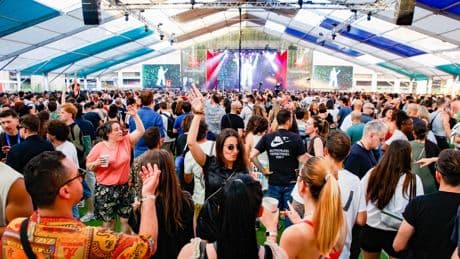 La empresa de festivales del fondo israelí KKR pide el "fin inmediato" de la guerra y dice que el dinero va a la música