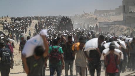 Guerre à Gaza : Israël affirme que l’aide acheminée a été «distribuée» dimanche