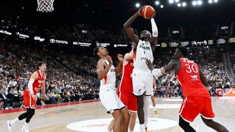 Was für ein Basketball-Krimi! Deutschland zwingt die Türkei in die Knie
