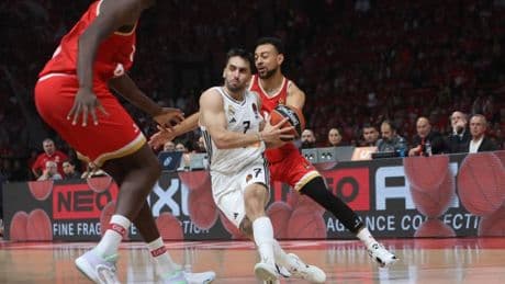 Un inicio tétrico condena al Real Madrid al Tártaro