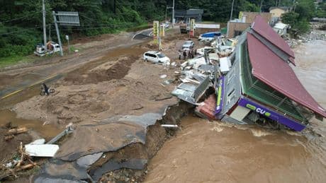 Al menos 17 muertos y 11 desaparecidos por fuertes lluvias en Corea del Sur