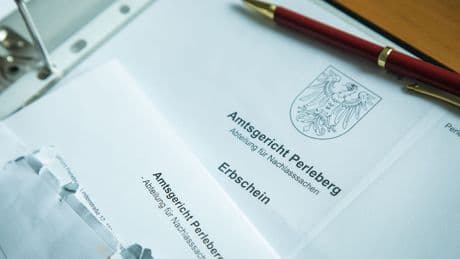 Anzeigepflichtig: Erbschaft muss Finanzamt gemeldet werden