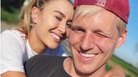 Jamie Laing reveals awe after feeling baby kick for first time - 'It's like pure love'