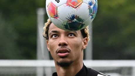 Fußball-Transferticker: Ekitiké verlässt Frankfurt Richtung Premier League