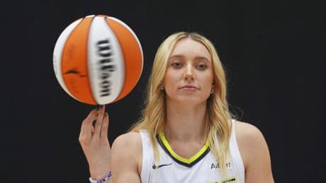 La WNBA arranca con superestrellas cambiando de bando
