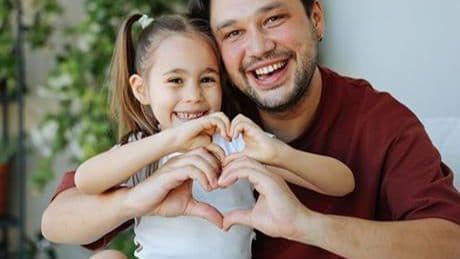 Çocuklar sözlerden çok davranışlara inanıyor! ‘İdeal baba’ nasıl olmalı?
