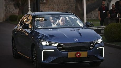 Başkan Recep Tayyip Erdoğan'a TOGG T10F hediye edildi