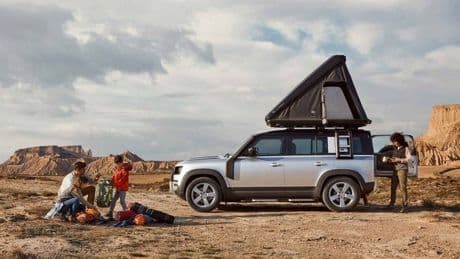 Tiendas de techo, módulos para el maletero, duchas y toldos: Todos los complementos para convertir tu coche en una casa con ruedas