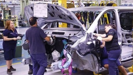 Mercedes advierte del riesgo de colapso por el veto europeo a los motores de combustión en 2035