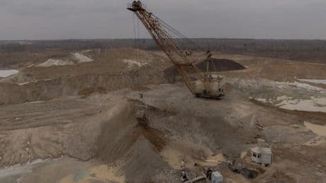 What Ukraine's mineral deal with the US means for the war against Russia