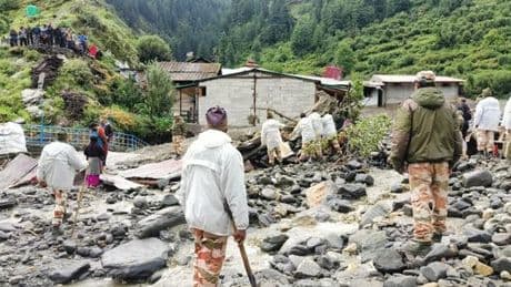 En Inde, une cinquantaine de personnes portées disparues après une crue subite dans l’Himalaya