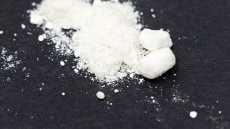 «Quatre fois moins chère qu’il y a 20 ans» : l’inquiétante chute du prix de la cocaïne