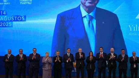 31 Mart yerel seçimlerinden beri 56 belediye başkanı, AKP'ye geçti