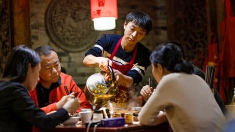 China tiene una “isla” que no para de crecer. Se llama Chengdu y su secreto está en lo que no tiene: grandes sueldos