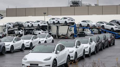Autonomes Fahren: Musk kündigt Robotaxi-Dienst noch für diesen Monat an