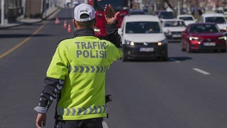 Ankara'da bazı yollar saat 22.00'den itibaren trafiğe kapanacak