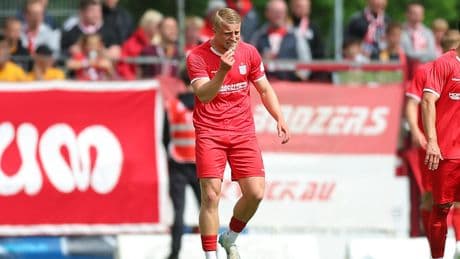 Eklat in 4. Liga - Spieler beleidigt Trainer als Spasten