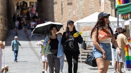 La llegada de turistas extranjeros bate nuevo récord en mayo pero se estabiliza con un 1,5% más de visitantes y casi un 5% más de gasto