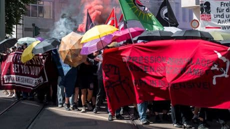 Italien schützt seine Antifas, Deutschland lässt Maja T. in Ungarn hungern