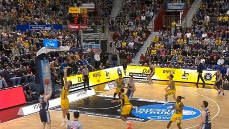 Alba Berlin schlägt Ludwigsburg und nimmt Play-Ins ins Visier – Die Highlights im Video