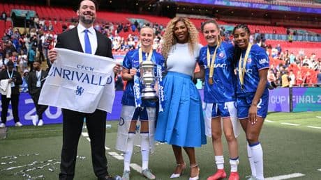 Amerikanen strooien met miljoenen in Europees voetbal
