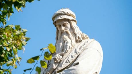 Léonard de Vinci est-il vraiment enterré à Amboise? L'ADN de six descendants pourrait enfin élucider le mystère