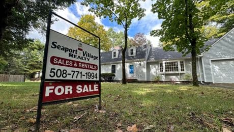 Investors snap up growing share of US homes as traditional buyers struggle to afford one