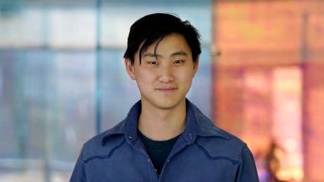 Scale AI founder Alexandr Wang says he's waiting for Elon Musk's Neuralink before he has kids