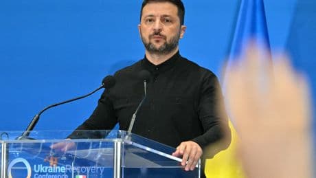 Guerre en Ukraine : Volodymyr Zelensky salue les nouvelles sanctions européennes contre la Russie qui arrivent «au bon moment»