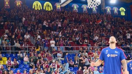 El Hiopos Lleida festeja la permanencia pese a la derrota en el Palau
