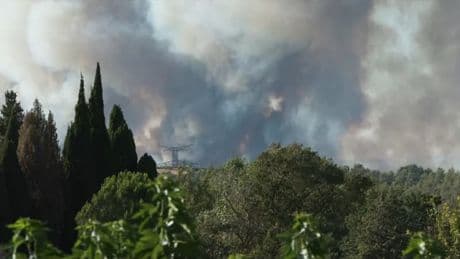 DIRECT. Incendie dans l'Aude: 1.500 hectares parcourus, des évacuations menées dans plusieurs communes