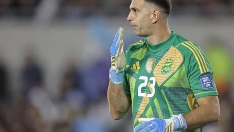 "Emiliano Martínez tiene el corazón puesto en fichar por el Atlético"