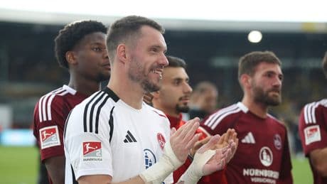 Nach Saison-Debüt in Liga 2 - Mathenia schwärmt vom neuen Zusammenhalt