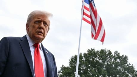 Guerre en Ukraine : Donald Trump dit envisager de nouvelles sanctions contre la Russie