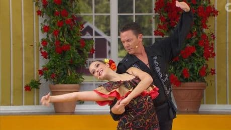 Überraschung bei "Immer wieder sonntags": Stefan Mross zeigt sich als Flamenco-Tänzer