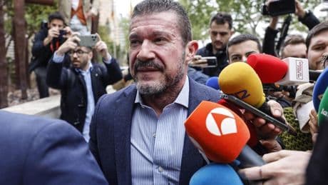 Argüeso pide a la jueza de la dana que cite a los guardias civiles que elaboraron el informe que cuestionó a la CHJ