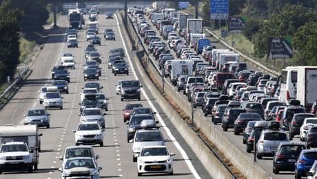Al vroeg druk op de Europese wegen door vakantieverkeer