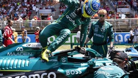 Alonso ve un cambio de tendencia en Aston Martin: «Nos los merecíamos ya»