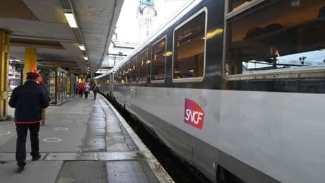 Grève à la SNCF : le ministre des transports estime que les revendications des contrôleurs ne sont « pas légitimes »