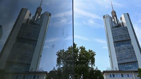 Commerzbank-Betriebsrat macht Weg für Stellenabbau frei