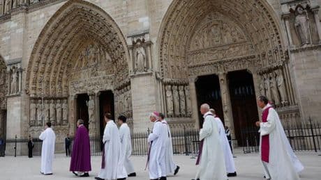 Polémica en Francia por el nombramiento de un cura condenado por violación