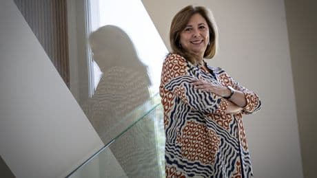 "Un consejero tiene que meter la nariz, pero nunca las manos"