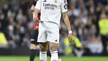 Kylian Mbappe hastaneye kaldırıldı!