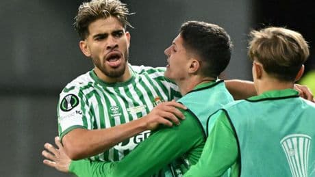 LIVE Conference League-finale | Chelsea vooralsnog onmachtig tegen leidend Real Betis