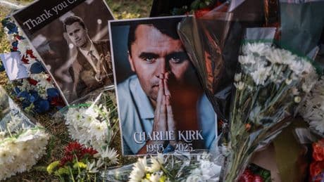 Ophef nadat ethiek-docent in Heereveen aanstootgevende berichten over dood Charlie Kirk plaatst: ’Dode nazi’s goed’