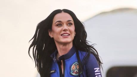 Blue Origin: Promi-Frauen kritisieren Weltraumflug von Katy Perry und Co. – "Endzeit-Scheiße"
