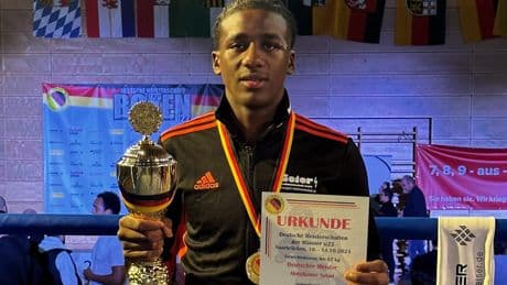 Trotz Ausbildung - Deutscher Boxmeister soll abgeschoben werden