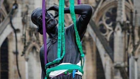 Notre-Dame de Paris : après la pose de la statue de saint Thomas, la restauration de la flèche touche à sa fin