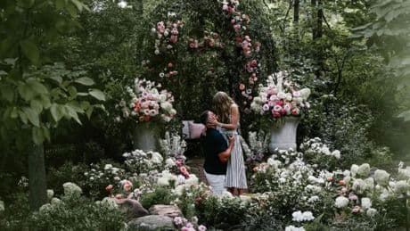 Neues von den Promis: Auf die Hochzeit von Taylor Swift und Travis Kelce wird schon gewettet