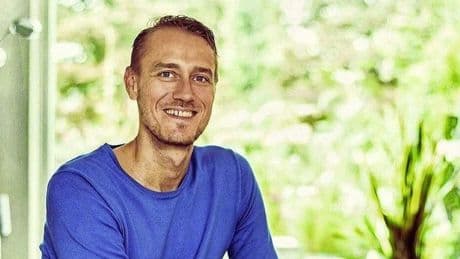 LinkedIn-expert Victor Huiting: ’Mensen laten niet altijd de beste versie van zichzelf zien op het platform’